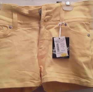 ~ NWT yellow shorts ~